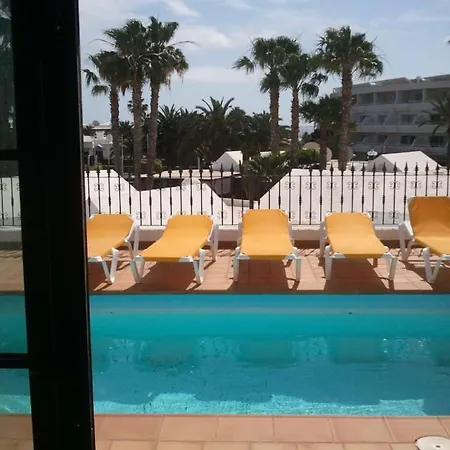 Puerto Del Carmen Sleeps 6 Pool Wifi *