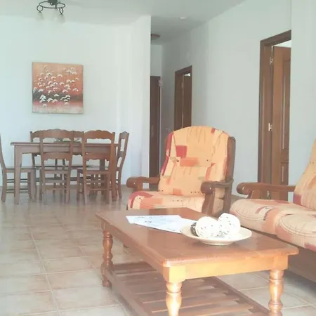 Puerto Del Carmen Sleeps 6 Pool Wifi *