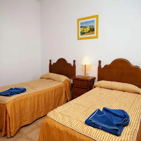 Villa Puerto Del Carmen Sleeps 6 Pool Wifi